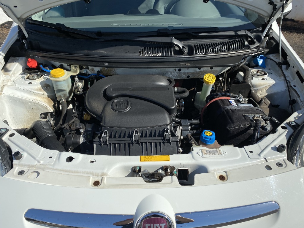 FIAT PALIO 1.0 MPI ATTRACTIVE 8V FLEX 4P MANUAL FIAT PALIO 1.0 MPI ATTRACTIVE 8V FLEX 4P MANUAL