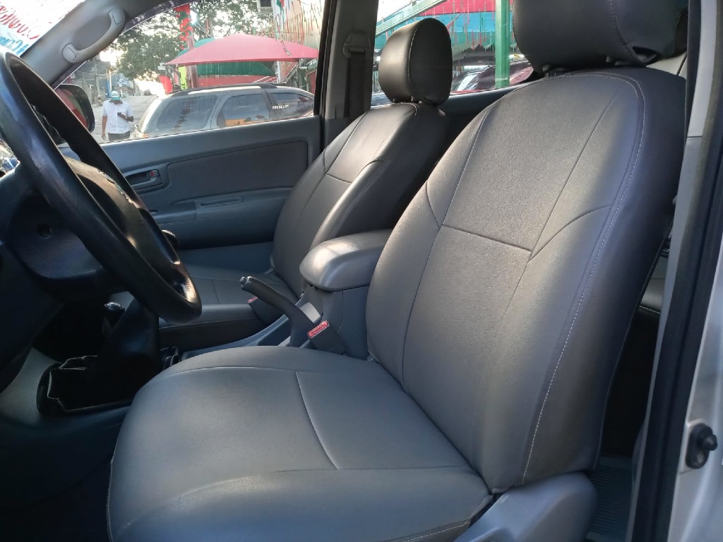 TOYOTA HILUX 3.0 SRV 4X4 CD 16V TURBO INTERCOOLER DIESEL 4P MANUAL TOYOTA HILUX 3.0 SRV 4X4 CD 16V TURBO INTERCOOLER DIESEL 4P MANUAL