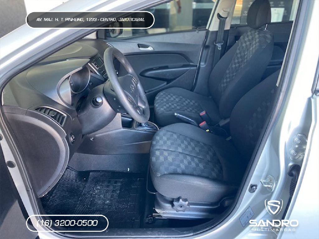HYUNDAI HB20 1.6 COMFORT 16V FLEX 4P MANUAL HYUNDAI HB20 1.6 COMFORT 16V FLEX 4P MANUAL