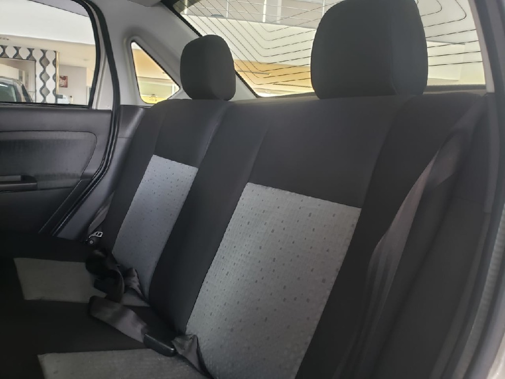 FORD FIESTA 1.6 MPI CLASS SEDAN 8V FLEX 4P MANUAL FORD FIESTA 1.6 MPI CLASS SEDAN 8V FLEX 4P MANUAL