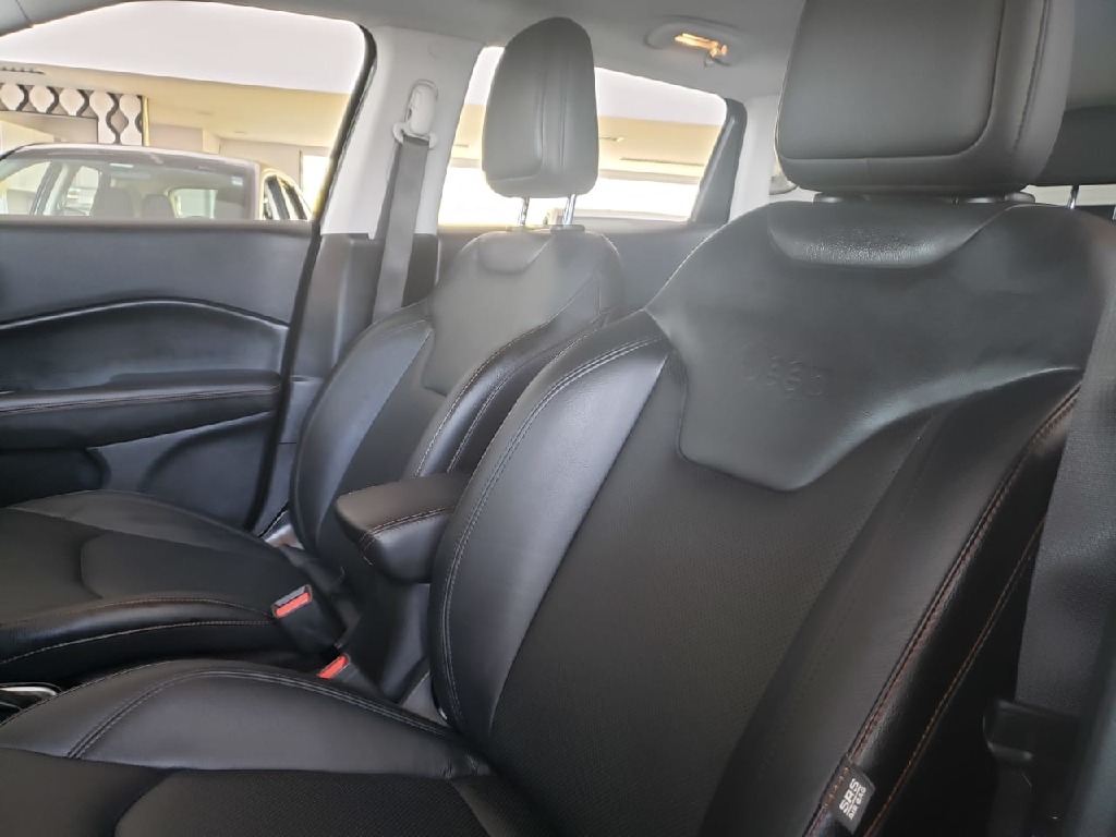 JEEP COMPASS 2.0 16V FLEX LIMITED AUTOMATICO JEEP COMPASS 2.0 16V FLEX LIMITED AUTOMATICO