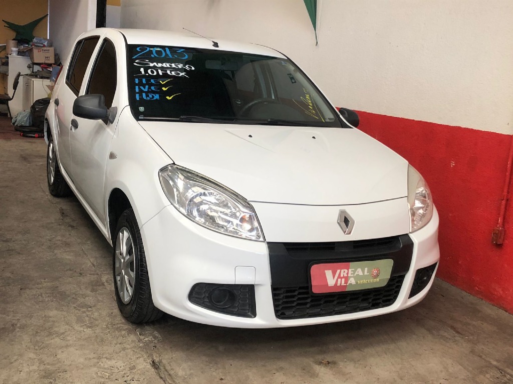 RENAULT SANDERO 1.0 AUTHENTIQUE 16V FLEX 4P MANUAL RENAULT SANDERO 1.0 AUTHENTIQUE 16V FLEX 4P MANUAL