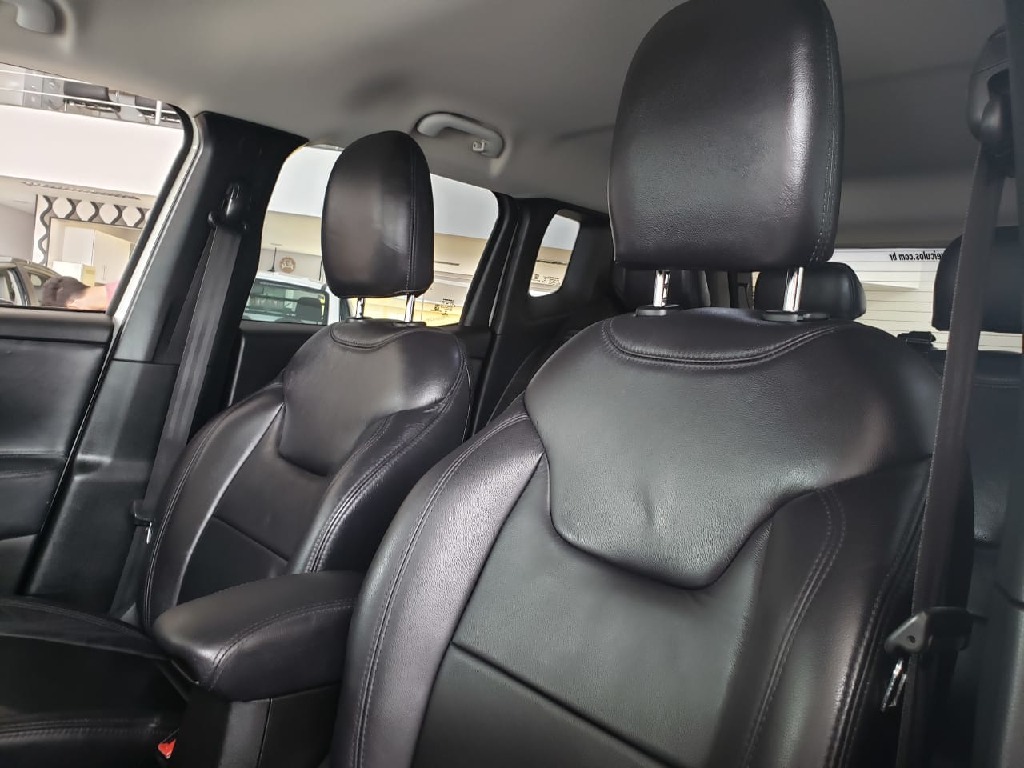 JEEP RENEGADE 1.8 16V FLEX SPORT 4P AUTOMATICO JEEP RENEGADE 1.8 16V FLEX SPORT 4P AUTOMATICO