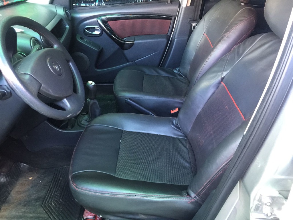 RENAULT SANDERO 1.6 STEPWAY 16V FLEX 4P MANUAL RENAULT SANDERO 1.6 STEPWAY 16V FLEX 4P MANUAL