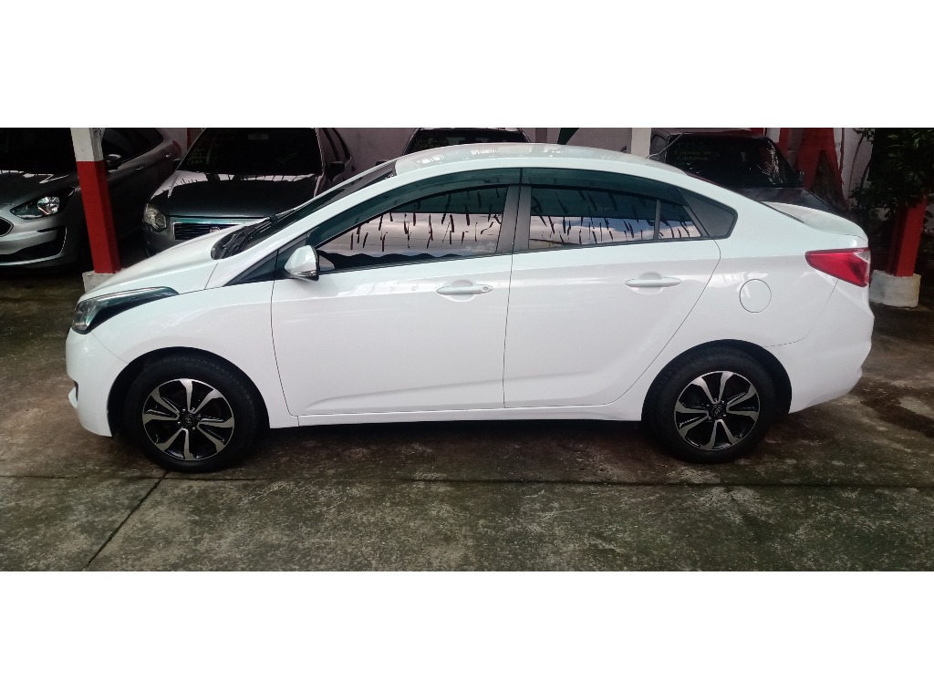 HYUNDAI HB20S 1.6 COMFORT PLUS 16V FLEX 4P MANUAL HYUNDAI HB20S 1.6 COMFORT PLUS 16V FLEX 4P MANUAL
