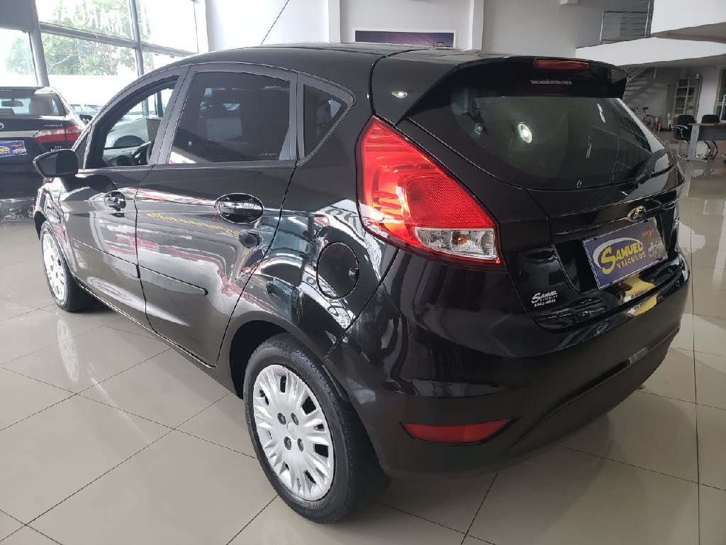 FORD FIESTA 1.5 SE HATCH 16V FLEX 4P MANUAL FORD FIESTA 1.5 SE HATCH 16V FLEX 4P MANUAL