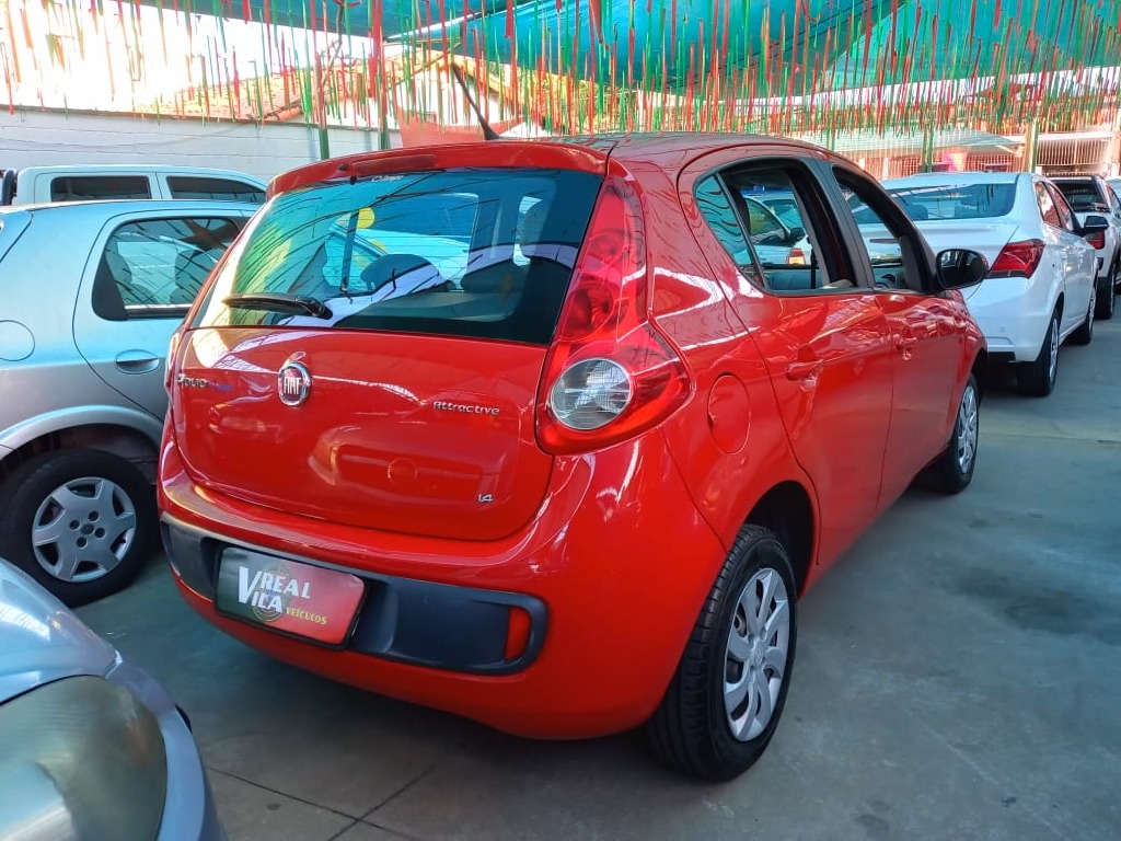 FIAT PALIO 1.4 MPI ATTRACTIVE 8V FLEX 4P MANUAL FIAT PALIO 1.4 MPI ATTRACTIVE 8V FLEX 4P MANUAL