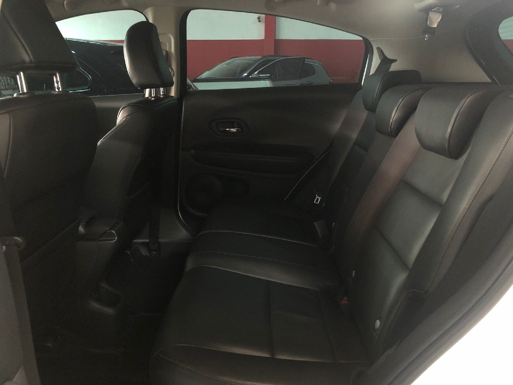 HONDA HR-V 1.8 16V FLEX TOURING 4P AUTOMATICO HONDA HR-V 1.8 16V FLEX TOURING 4P AUTOMATICO