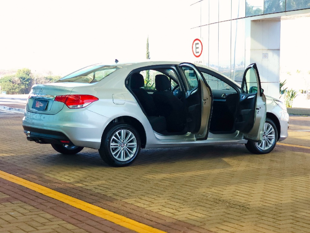 CITROEN C4 LOUNGE 2.0 MPFI ORIGINE 16V FLEX 4P AUTOMATICO