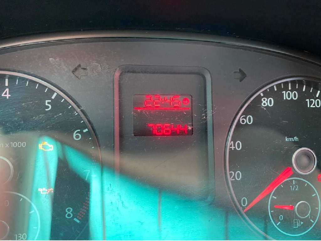 VOLKSWAGEN FOX 1.0 MI 8V FLEX 4P MANUAL VOLKSWAGEN FOX 1.0 MI 8V FLEX 4P MANUAL