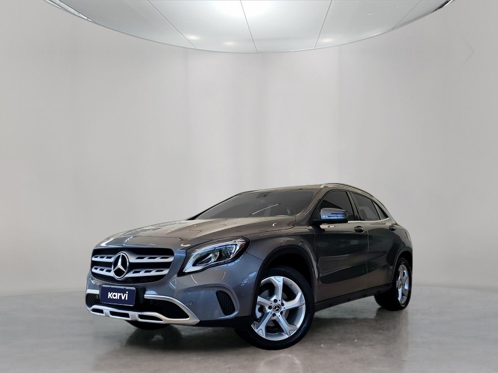 Carros seminovos MERCEDES-BENZ GLA 200 1.6 CGI FLEX ADVANCE 7G-DCT