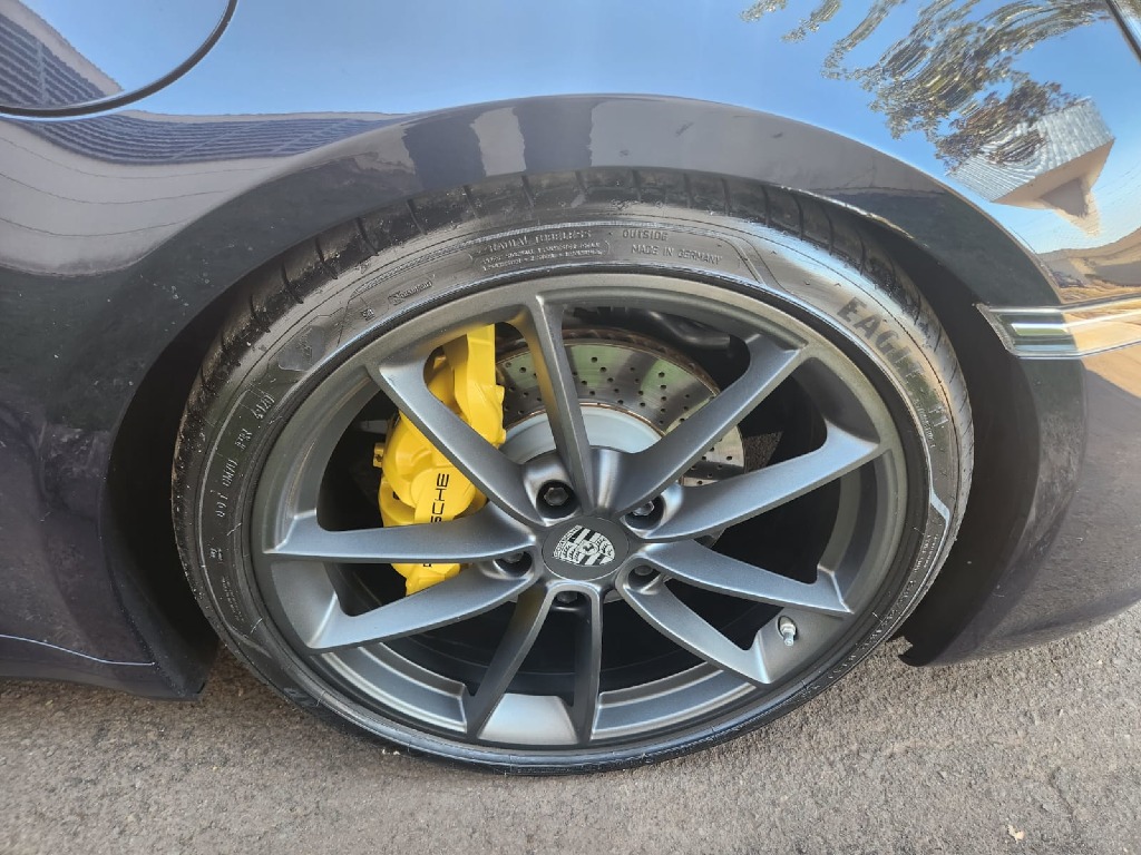 porsche 911 3.0 24V H6 GASOLINA CARRERA PDK 2021
