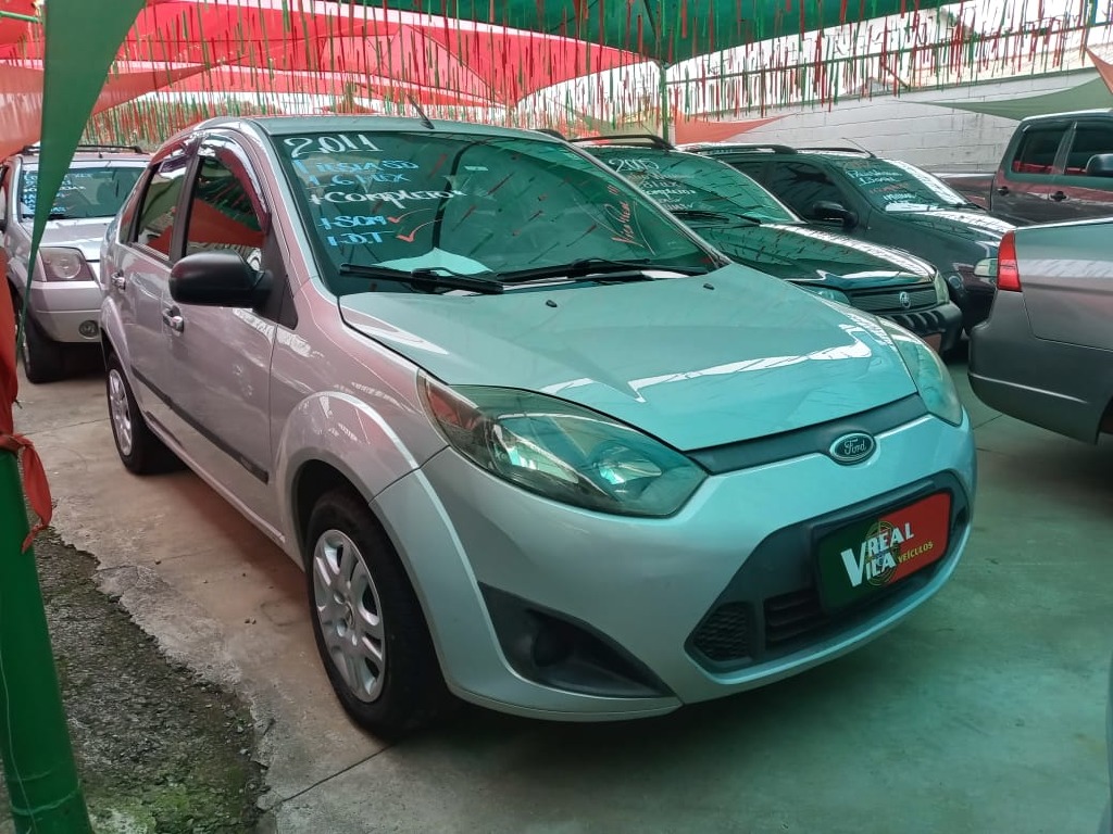 FORD FIESTA 1.6 MPI CLASS SEDAN 8V FLEX 4P MANUAL FORD FIESTA 1.6 MPI CLASS SEDAN 8V FLEX 4P MANUAL
