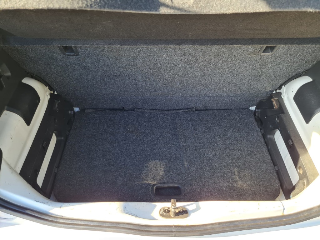 VOLKSWAGEN UP 1.0 TSI MOVE UP 12V FLEX 4P MANUAL VOLKSWAGEN UP 1.0 TSI MOVE UP 12V FLEX 4P MANUAL