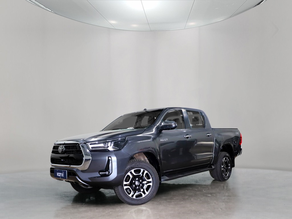 Carros seminovos TOYOTA HILUX 2.8 D-4D TURBO DIESEL CD SRX 4X4 AUTOMÁTICO