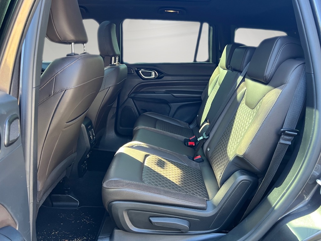 jeep COMMANDER 1.3 T270 TURBO FLEX OVERLAND AT6 2023