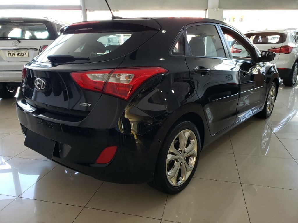 HYUNDAI I30 1.6 MPFI 16V FLEX 4P AUTOMATICO HYUNDAI I30 1.6 MPFI 16V FLEX 4P AUTOMATICO