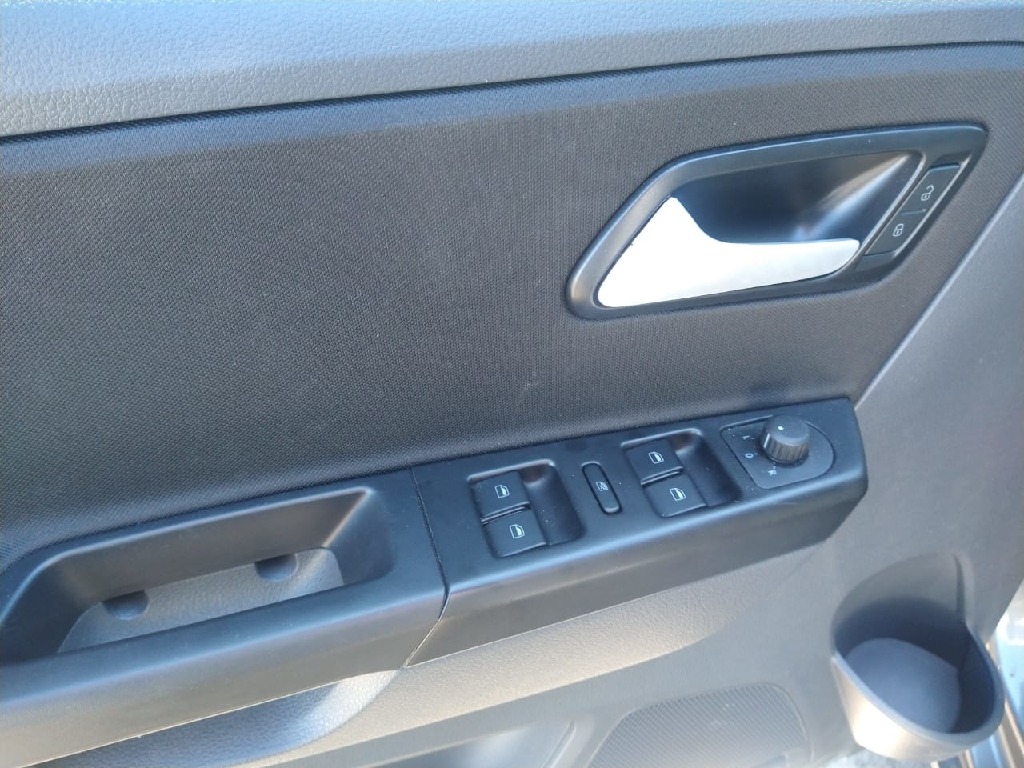 VOLKSWAGEN FOX 1.6 MSI TOTAL FLEX CONNECT 4P MANUAL VOLKSWAGEN FOX 1.6 MSI TOTAL FLEX CONNECT 4P MANUAL