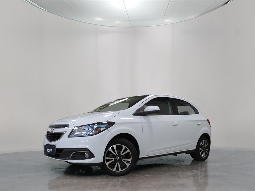 Carros seminovos CHEVROLET ONIX 1.4 MPFI LTZ 8V FLEX 4P MANUAL