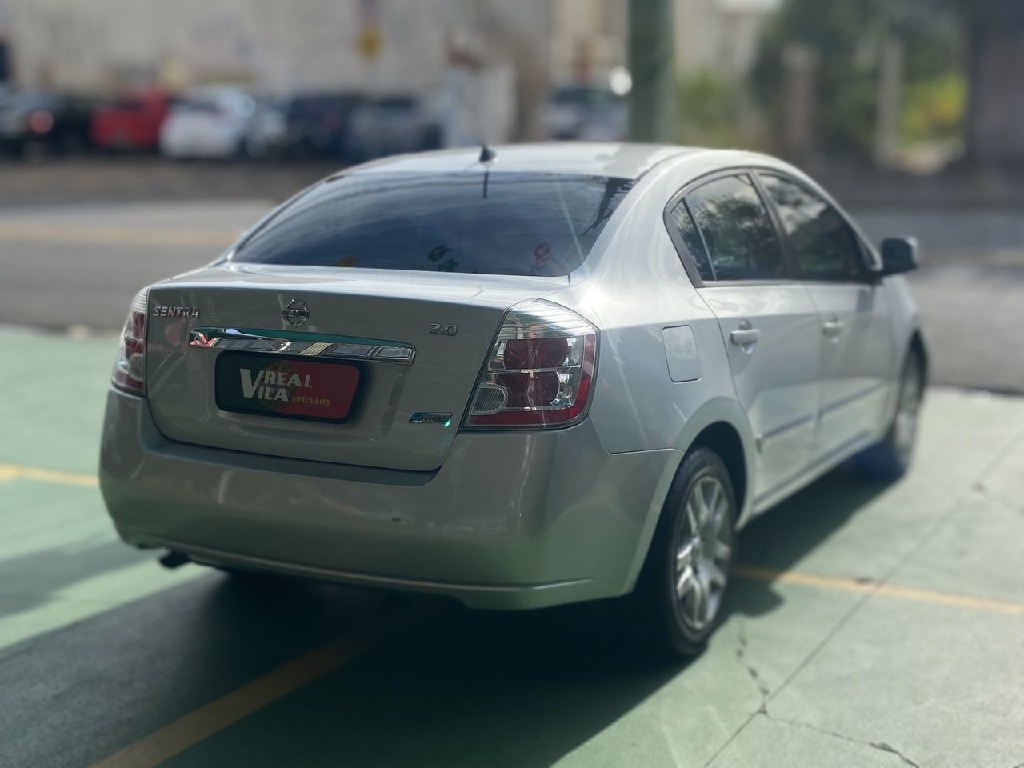 NISSAN SENTRA 2.0 16V FLEX 4P MANUAL NISSAN SENTRA 2.0 16V FLEX 4P MANUAL