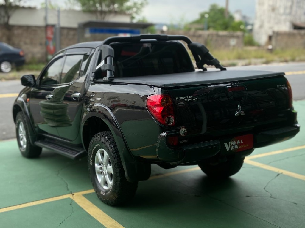 MITSUBISHI L-200 TRITON CAB.DUPLA 4X4-AT 3.2 16V TB-IC MITSUBISHI L-200 TRITON CAB.DUPLA 4X4-AT 3.2 16V TB-IC