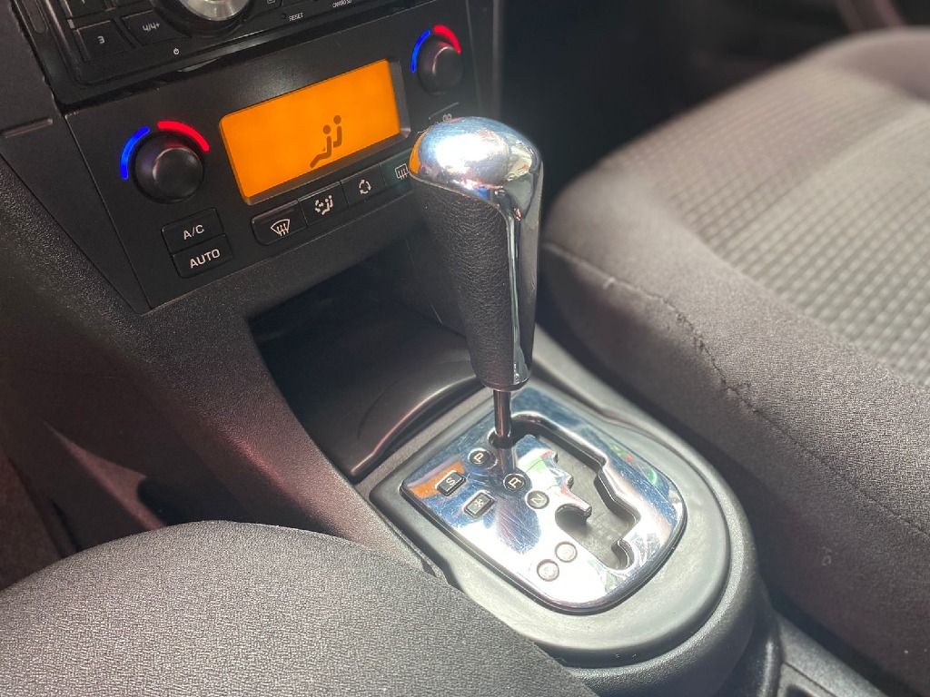 CITROEN C4 2.0 GLX 16V FLEX 4P AUTOMATICO CITROEN C4 2.0 GLX 16V FLEX 4P AUTOMATICO