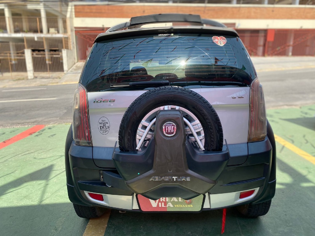 FIAT IDEA 1.8 MPI ADVENTURE 16V FLEX 4P MANUAL FIAT IDEA 1.8 MPI ADVENTURE 16V FLEX 4P MANUAL