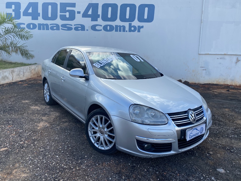 VOLKSWAGEN JETTA 2.5 I 20V 150CV GASOLINA 4P TIPTRONIC VOLKSWAGEN JETTA 2.5 I 20V 150CV GASOLINA 4P TIPTRONIC