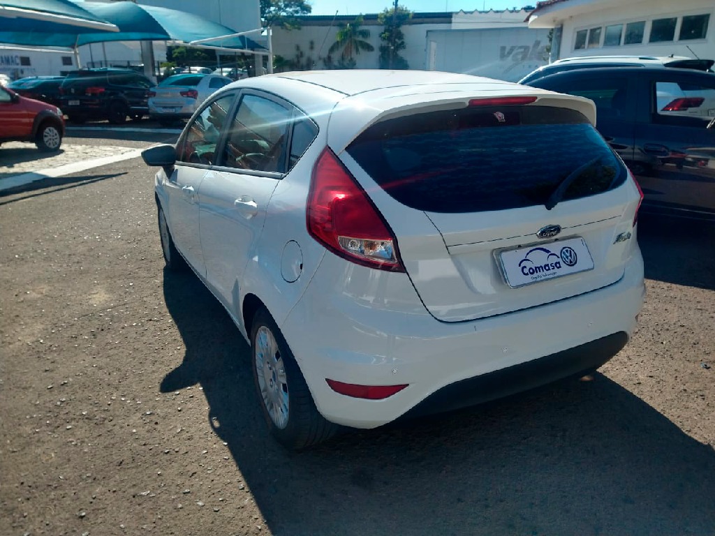 FORD FIESTA 1.5 S HATCH 16V FLEX 4P MANUAL FORD FIESTA 1.5 S HATCH 16V FLEX 4P MANUAL