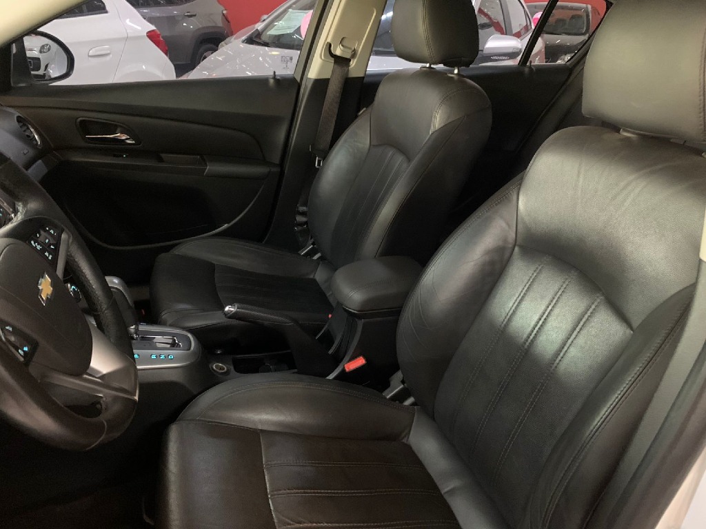 CHEVROLET CRUZE 1.8 LT 16V FLEX 4P AUTOMATICO CHEVROLET CRUZE 1.8 LT 16V FLEX 4P AUTOMATICO