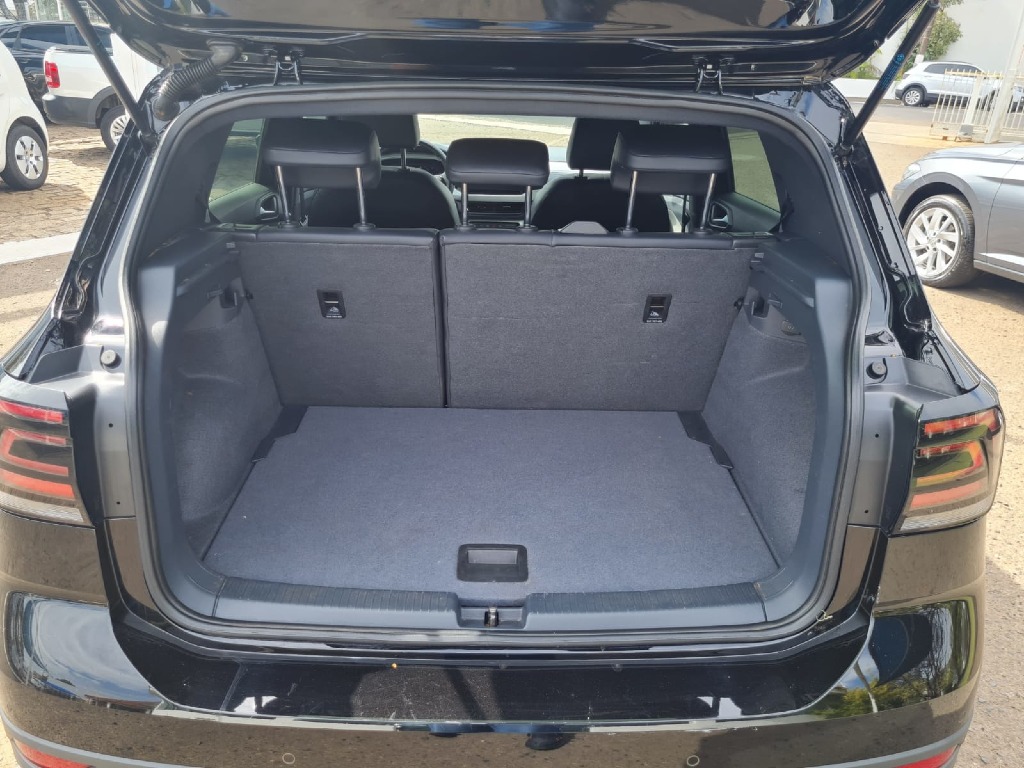 VOLKSWAGEN T-CROSS 1.4 250 TSI TOTAL FLEX HIGHLINE AUTOMATICO VOLKSWAGEN T-CROSS 1.4 250 TSI TOTAL FLEX HIGHLINE AUTOMATICO