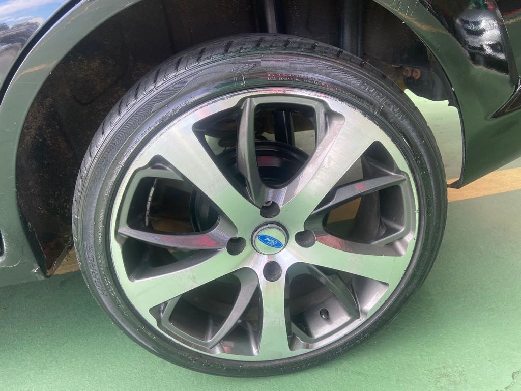 FORD FIESTA 1.0 MPI SEDAN 8V FLEX 4P MANUAL FORD FIESTA 1.0 MPI SEDAN 8V FLEX 4P MANUAL