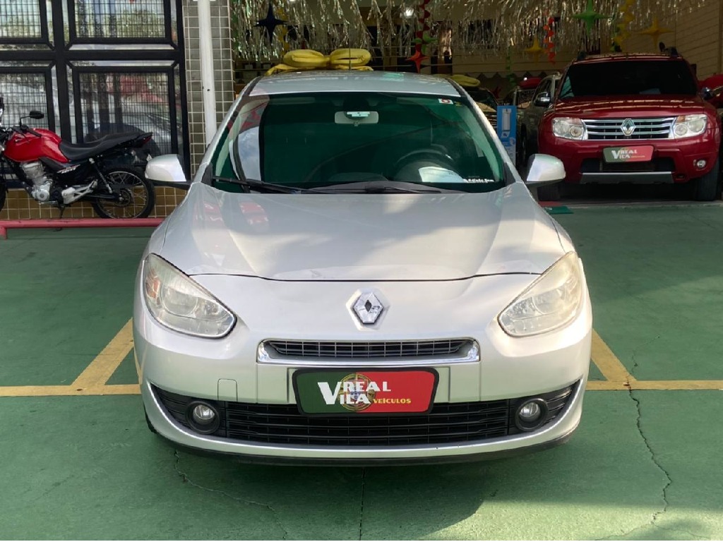 RENAULT FLUENCE 2.0 DYNAMIQUE 16V FLEX 4P MANUAL RENAULT FLUENCE 2.0 DYNAMIQUE 16V FLEX 4P MANUAL