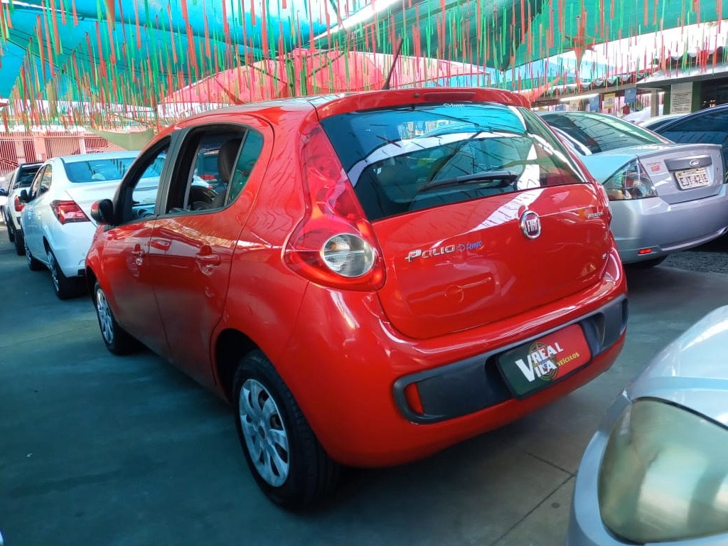 FIAT PALIO 1.4 MPI ATTRACTIVE 8V FLEX 4P MANUAL FIAT PALIO 1.4 MPI ATTRACTIVE 8V FLEX 4P MANUAL