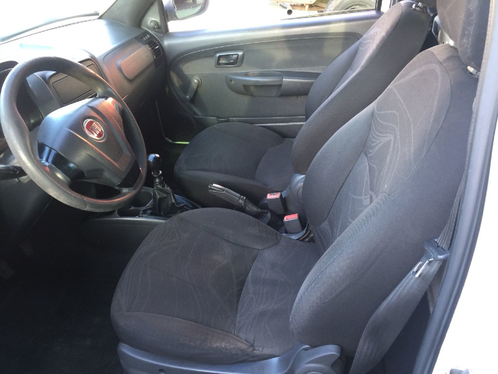 FIAT STRADA 1.4 MPI HARD WORKING CS 8V FLEX 2P MANUAL FIAT STRADA 1.4 MPI HARD WORKING CS 8V FLEX 2P MANUAL