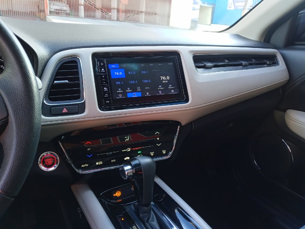 HONDA HR-V 1.5 16V TURBO GASOLINA TOURING 4P AUTOMATICO HONDA HR-V 1.5 16V TURBO GASOLINA TOURING 4P AUTOMATICO