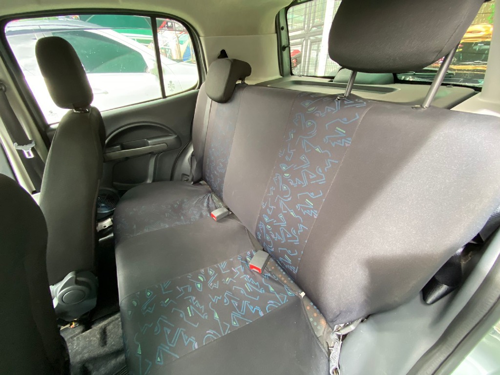 FIAT UNO 1.0 EVO VIVACE CELEBRATION 8V 4P MANUAL FIAT UNO 1.0 EVO VIVACE CELEBRATION 8V 4P MANUAL