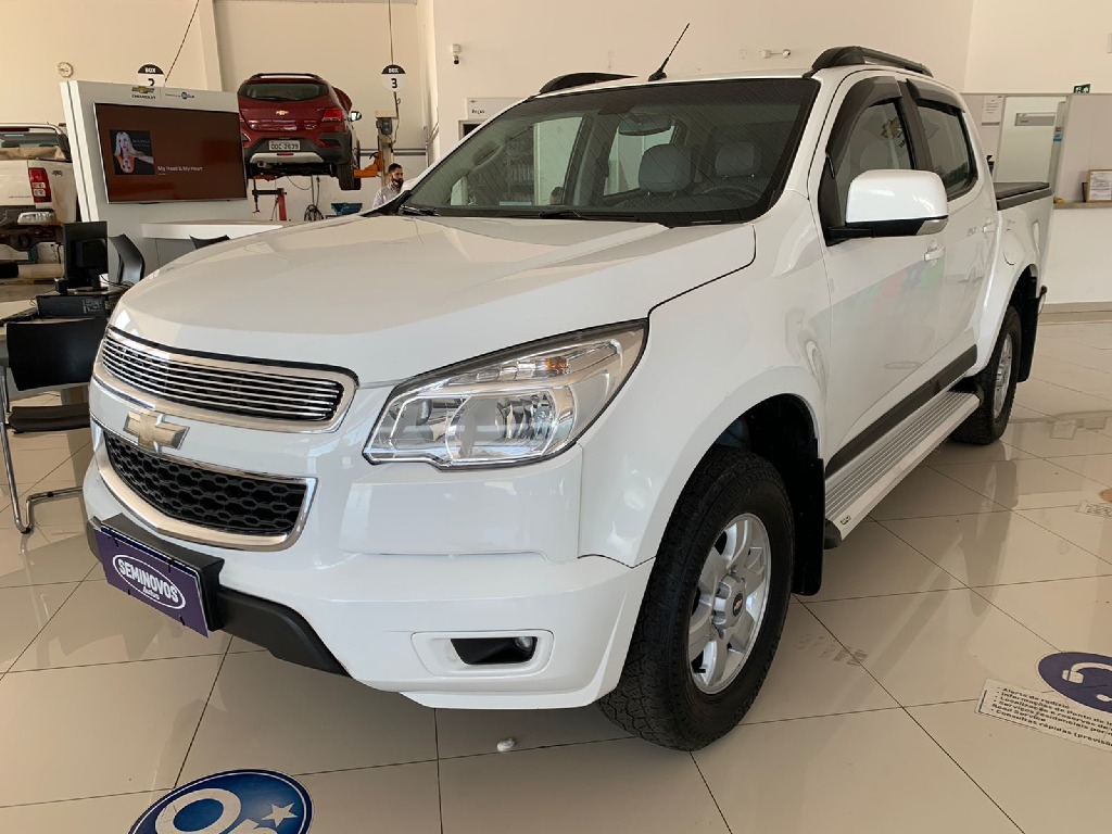 Seminovos Certificados CHEVROLET S10 2.4 LT 4X2 CD 8V FLEX 4P MANUAL