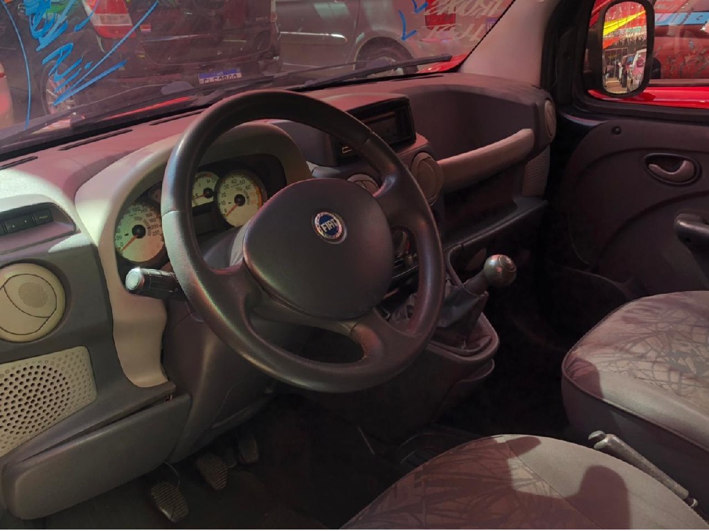 FIAT DOBLO 1.8 MPI ADVENTURE 8V FLEX 4P MANUAL FIAT DOBLO 1.8 MPI ADVENTURE 8V FLEX 4P MANUAL