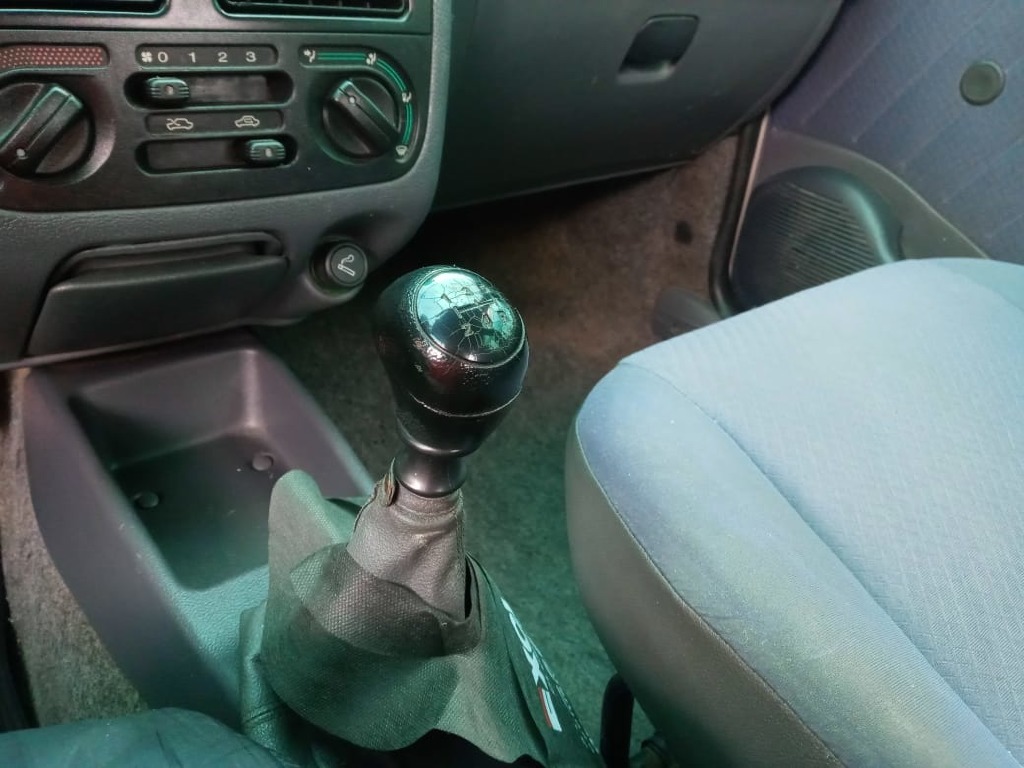 FIAT PALIO 1.0 MPI FIRE 8V GASOLINA 4P MANUAL FIAT PALIO 1.0 MPI FIRE 8V GASOLINA 4P MANUAL