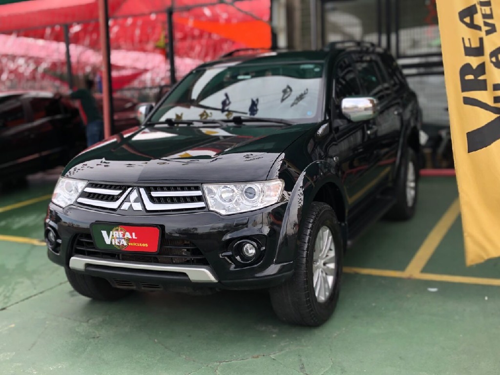 MITSUBISHI PAJERO 3.5 HPE 4X4 7 LUGARES V6 24V FLEX 4P AUTOMATICO MITSUBISHI PAJERO 3.5 HPE 4X4 7 LUGARES V6 24V FLEX 4P AUTOMATICO