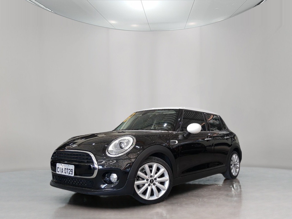 Carros seminovos MINI COOPER 1.5 12V TURBO GASOLINA TOP 4P AUTOMATICO