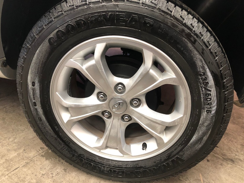 HYUNDAI TUCSON 2.0 MPFI GL 16V 142CV 2WD GASOLINA 4P MANUAL HYUNDAI TUCSON 2.0 MPFI GL 16V 142CV 2WD GASOLINA 4P MANUAL