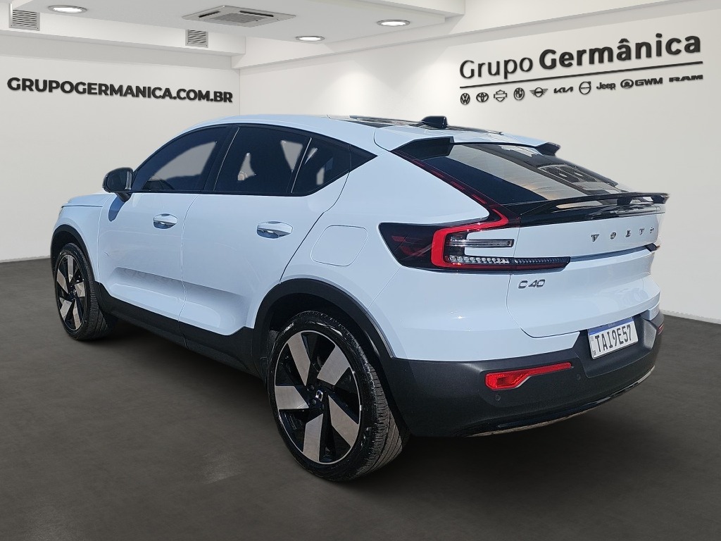 volvo C40 P8 RECHARGE TWIN ELECTRIC ULTIMATE AWD 2024