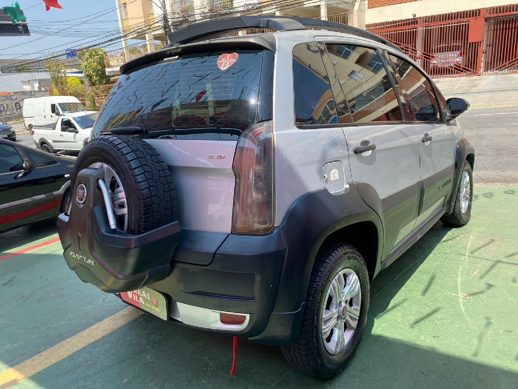 FIAT IDEA 1.8 MPI ADVENTURE 16V FLEX 4P MANUAL FIAT IDEA 1.8 MPI ADVENTURE 16V FLEX 4P MANUAL