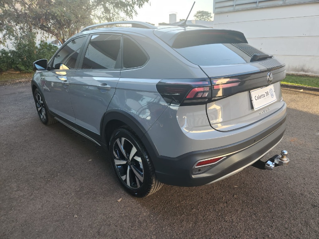 volkswagen NIVUS 1.0 200 TSI TOTAL FLEX HIGHLINE AUTOMÁTICO 2024