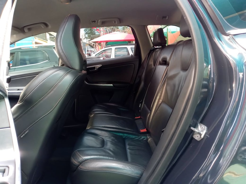 VOLVO XC60 2.0 T5 DYNAMIC FWD TURBO GASOLINA 4P AUTOMATICO VOLVO XC60 2.0 T5 DYNAMIC FWD TURBO GASOLINA 4P AUTOMATICO