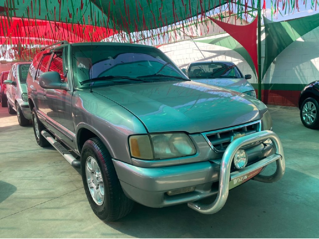 CHEVROLET BLAZER 2.2 MPFI DLX 4X2 8V GASOLINA 4P MANUAL CHEVROLET BLAZER 2.2 MPFI DLX 4X2 8V GASOLINA 4P MANUAL