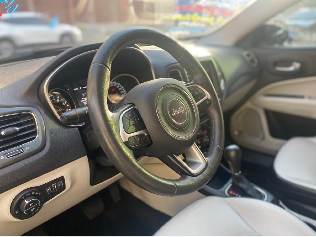 JEEP COMPASS 2.0 16V FLEX LONGITUDE AUTOMATICO JEEP COMPASS 2.0 16V FLEX LONGITUDE AUTOMATICO