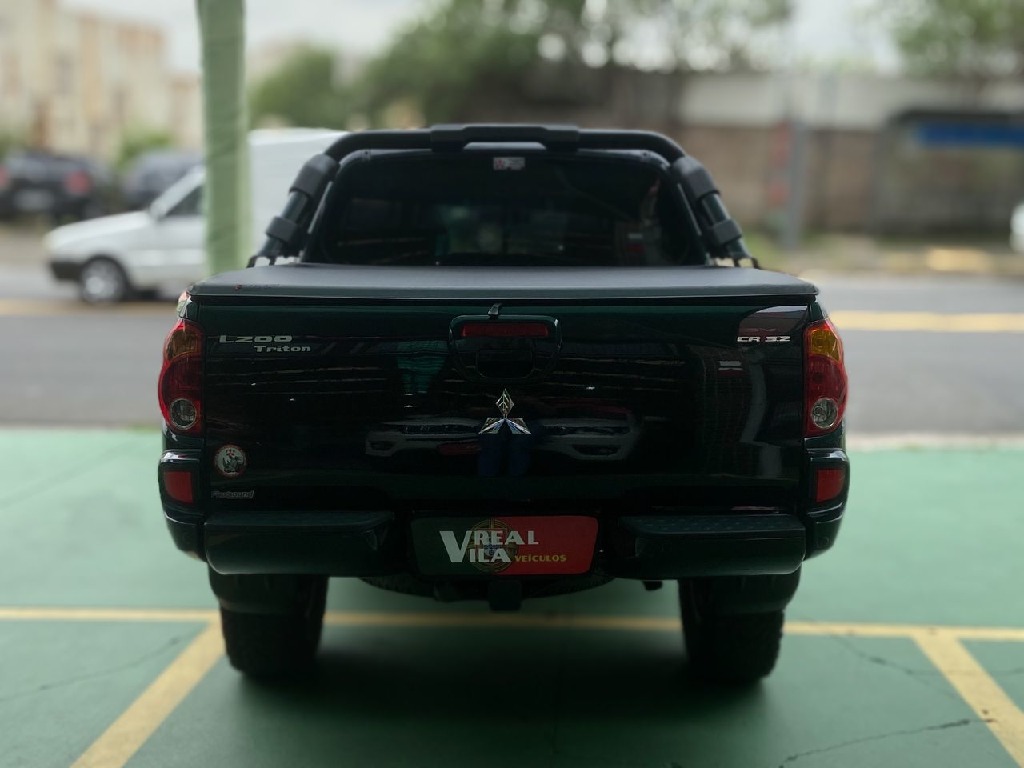 MITSUBISHI L-200 TRITON CAB.DUPLA 4X4-AT 3.2 16V TB-IC MITSUBISHI L-200 TRITON CAB.DUPLA 4X4-AT 3.2 16V TB-IC